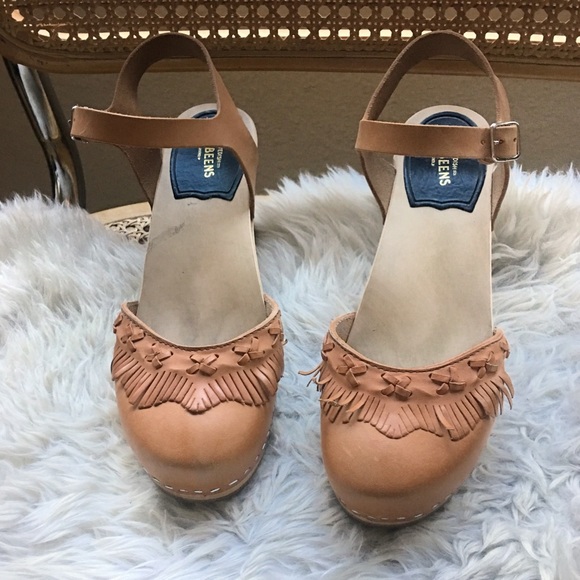 poshmark swedish hasbeens